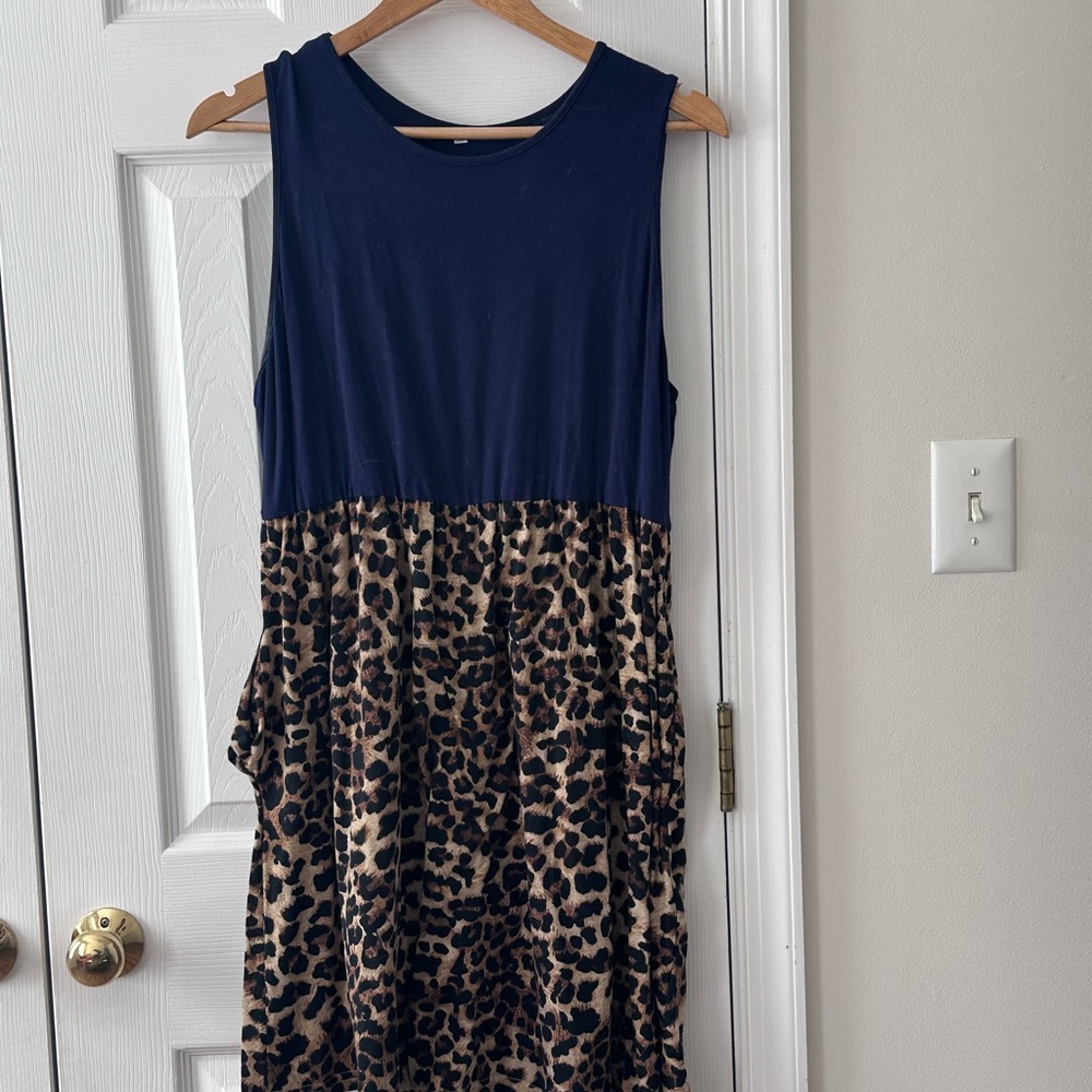 Stylish Navy and Leopard Print Women’s Dress